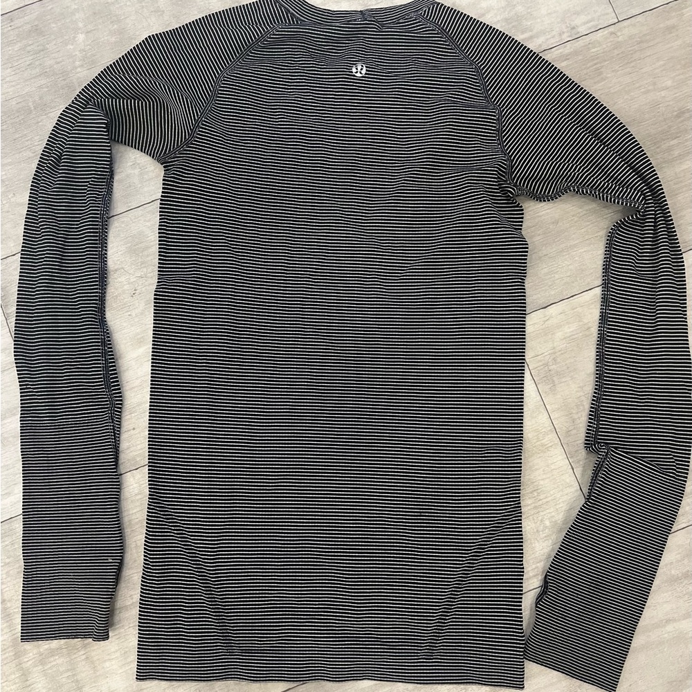 Women’s Lululemon Black/White Striped Shirt